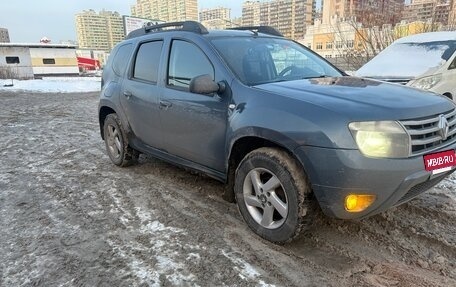 Renault Duster I рестайлинг, 2014 год, 800 000 рублей, 2 фотография