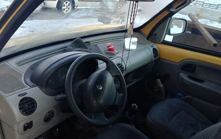 Renault Kangoo II рестайлинг, 2001 год, 80 000 рублей, 5 фотография