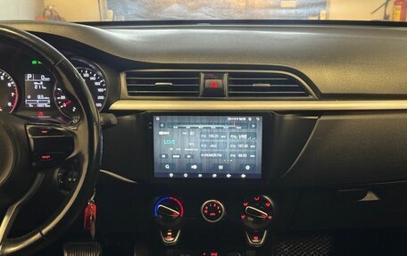 KIA Rio IV, 2018 год, 1 339 000 рублей, 11 фотография