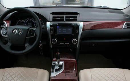 Toyota Camry, 2013 год, 1 450 000 рублей, 16 фотография