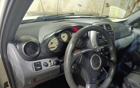 Toyota RAV4, 2002 год, 750 000 рублей, 15 фотография