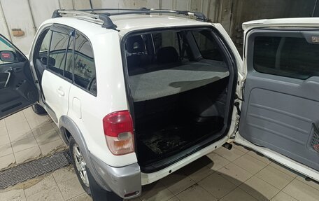 Toyota RAV4, 2002 год, 750 000 рублей, 21 фотография