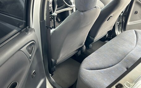 Toyota Vitz, 2002 год, 495 000 рублей, 22 фотография