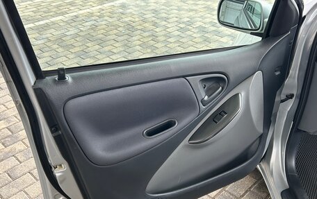 Toyota Vitz, 2002 год, 495 000 рублей, 26 фотография