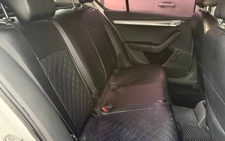 Skoda Octavia, 2015 год, 850 000 рублей, 19 фотография