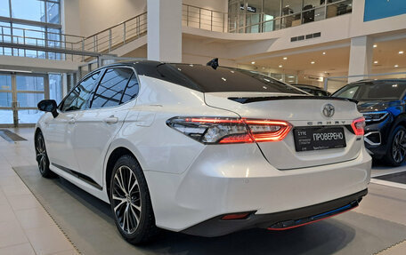 Toyota Camry, 2020 год, 2 884 000 рублей, 8 фотография