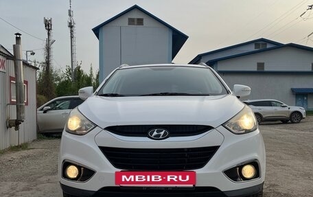 Hyundai ix35 I рестайлинг, 2012 год, 1 050 000 рублей, 2 фотография