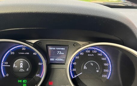 Hyundai ix35 I рестайлинг, 2012 год, 1 050 000 рублей, 16 фотография