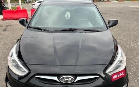 Hyundai Solaris II рестайлинг, 2014 год, 840 000 рублей, 2 фотография