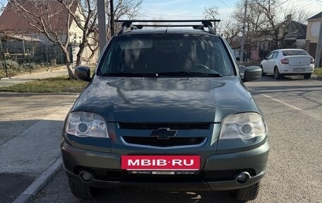 Chevrolet Niva I рестайлинг, 2013 год, 600 000 рублей, 3 фотография