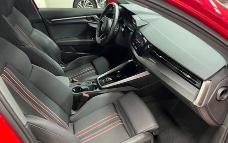 Audi A3, 2022 год, 2 240 000 рублей, 10 фотография