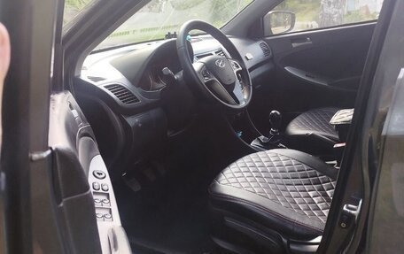 Hyundai Solaris II рестайлинг, 2014 год, 1 050 000 рублей, 6 фотография