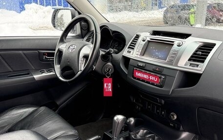 Toyota Hilux VII, 2014 год, 2 695 000 рублей, 13 фотография