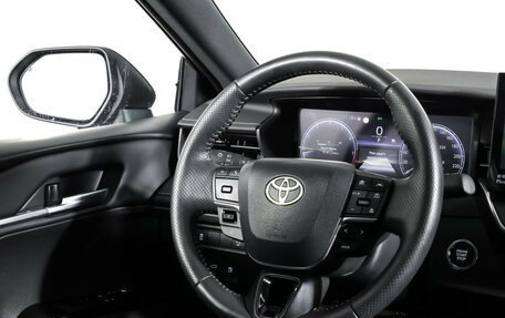 Toyota Camry, 2024 год, 4 050 000 рублей, 14 фотография