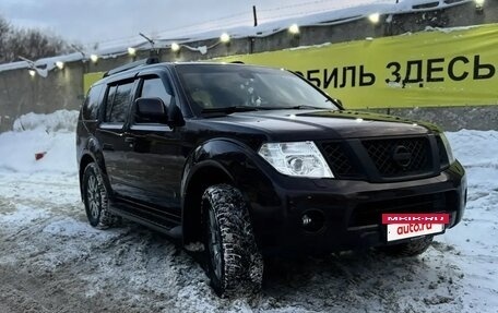 Nissan Pathfinder, 2010 год, 1 550 000 рублей, 2 фотография