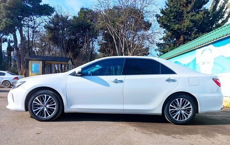 Toyota Camry, 2017 год, 2 000 000 рублей, 6 фотография