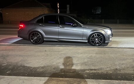 Mercedes-Benz C-Класс, 2011 год, 1 390 000 рублей, 6 фотография