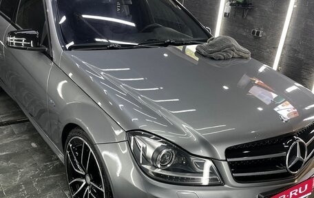 Mercedes-Benz C-Класс, 2011 год, 1 390 000 рублей, 3 фотография
