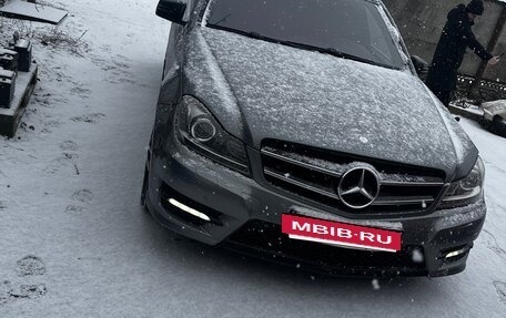 Mercedes-Benz C-Класс, 2011 год, 1 390 000 рублей, 4 фотография