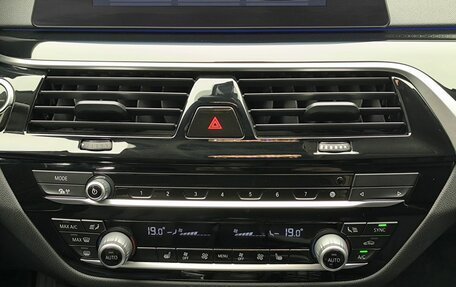 BMW 5 серия, 2020 год, 3 770 000 рублей, 10 фотография