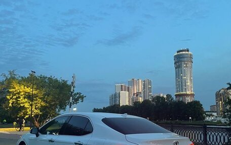 Toyota Camry, 2019 год, 3 000 000 рублей, 6 фотография