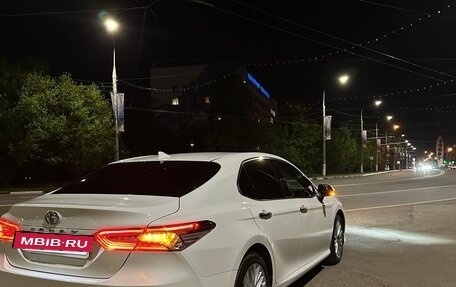 Toyota Camry, 2019 год, 3 000 000 рублей, 8 фотография