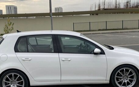 Volkswagen Golf VI, 2011 год, 920 000 рублей, 2 фотография