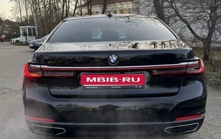 BMW 7 серия, 2019 год, 6 100 000 рублей, 3 фотография