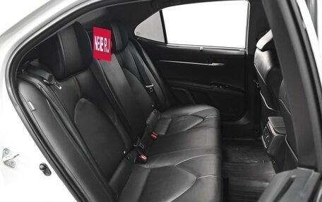 Toyota Camry, 2019 год, 3 300 000 рублей, 7 фотография