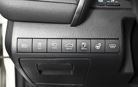 Toyota Camry, 2019 год, 3 300 000 рублей, 22 фотография