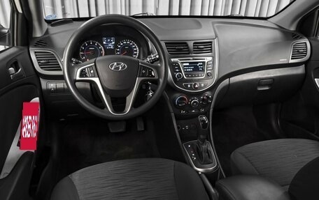 Hyundai Solaris II рестайлинг, 2015 год, 1 129 000 рублей, 6 фотография