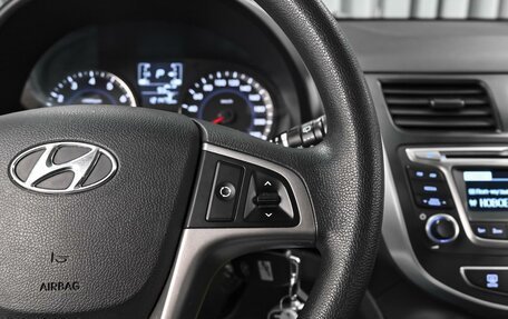 Hyundai Solaris II рестайлинг, 2015 год, 1 129 000 рублей, 19 фотография