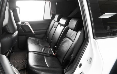 Toyota Land Cruiser Prado 150 рестайлинг 2, 2010 год, 3 339 000 рублей, 9 фотография