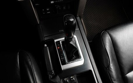 Toyota Land Cruiser Prado 150 рестайлинг 2, 2010 год, 3 339 000 рублей, 23 фотография