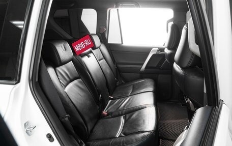 Toyota Land Cruiser Prado 150 рестайлинг 2, 2010 год, 3 339 000 рублей, 7 фотография