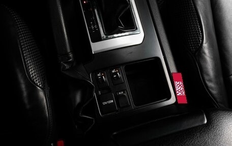 Toyota Land Cruiser Prado 150 рестайлинг 2, 2010 год, 3 339 000 рублей, 24 фотография