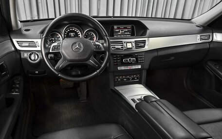 Mercedes-Benz E-Класс, 2015 год, 2 520 000 рублей, 6 фотография