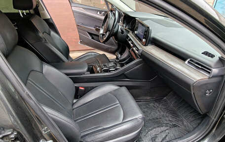 KIA K5, 2022 год, 2 700 000 рублей, 11 фотография