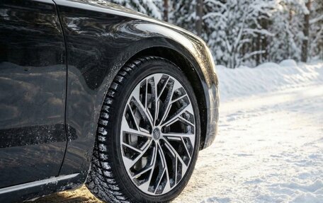 Audi A8, 2016 год, 2 900 000 рублей, 5 фотография