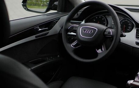 Audi A8, 2016 год, 2 900 000 рублей, 10 фотография