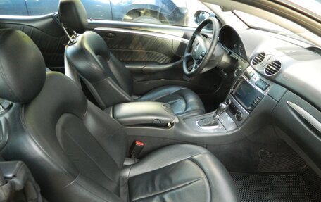 Mercedes-Benz CLK-Класс, 2004 год, 750 000 рублей, 23 фотография