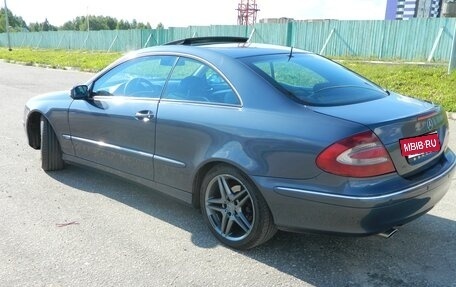 Mercedes-Benz CLK-Класс, 2004 год, 750 000 рублей, 7 фотография