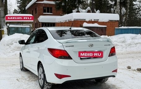 Hyundai Solaris II рестайлинг, 2014 год, 920 000 рублей, 3 фотография
