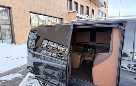 Mercedes-Benz V-Класс, 2017 год, 6 790 000 рублей, 12 фотография