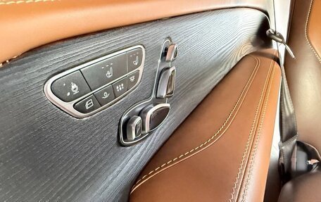 Mercedes-Benz V-Класс, 2017 год, 6 790 000 рублей, 21 фотография