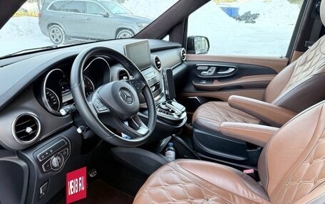 Mercedes-Benz V-Класс, 2017 год, 6 790 000 рублей, 17 фотография