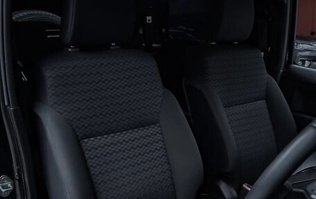 Suzuki Jimny, 2023 год, 1 990 000 рублей, 7 фотография