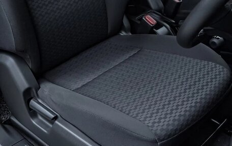 Suzuki Jimny, 2023 год, 1 990 000 рублей, 8 фотография