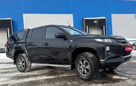 Mitsubishi L200 IV рестайлинг, 2021 год, 2 250 000 рублей, 1 фотография