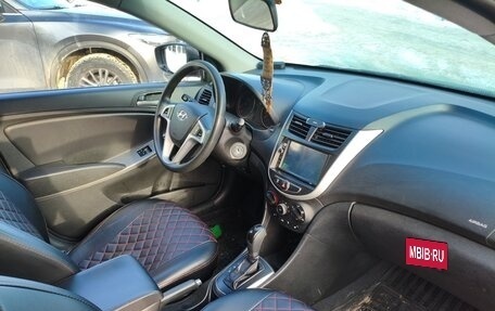 Hyundai Solaris II рестайлинг, 2015 год, 929 000 рублей, 11 фотография